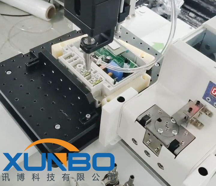 訊博智能電表水表螺絲鎖付工藝介紹-訊博鎖螺絲機(jī)-多功能非標(biāo)螺絲機(jī)_全自動(dòng)視覺(jué)螺絲機(jī)_大型鎖螺絲機(jī)廠家 訊博智能電表水表螺絲鎖付工藝介紹-訊博鎖螺絲機(jī)-多功能非標(biāo)螺絲機(jī)_全自動(dòng)視覺(jué)螺絲機(jī)_大型鎖螺絲機(jī)廠家